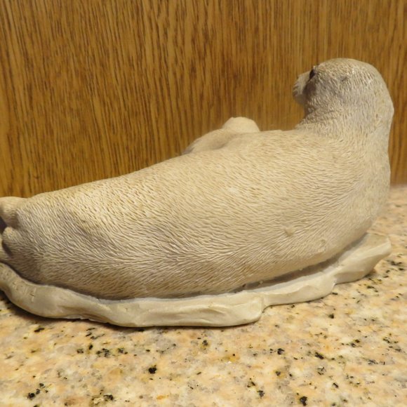 *Vintage* 1991 Castagna SEAL & Pup Resin Figurine (K389) - Picture 3 of 6